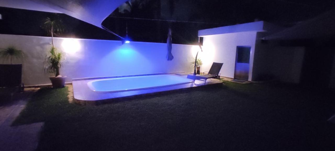 Casa Abril Cozzy Suites Cancún Exteriör bild