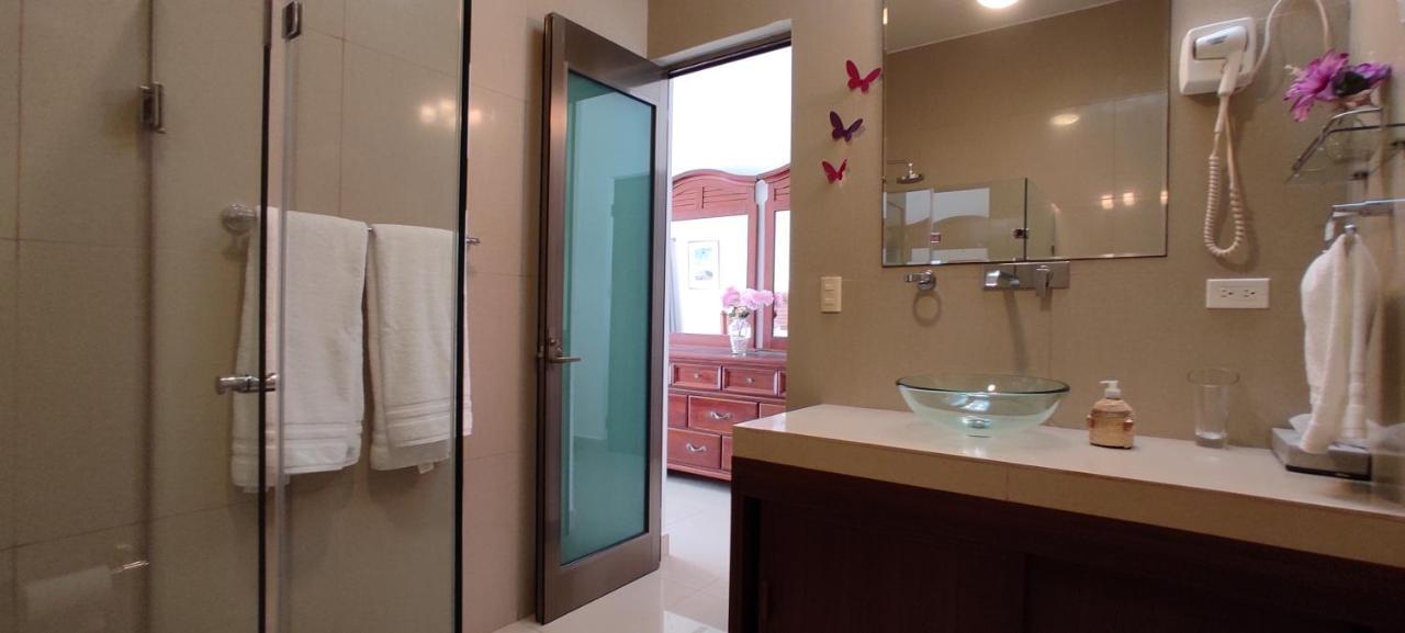 Casa Abril Cozzy Suites Cancún Exteriör bild
