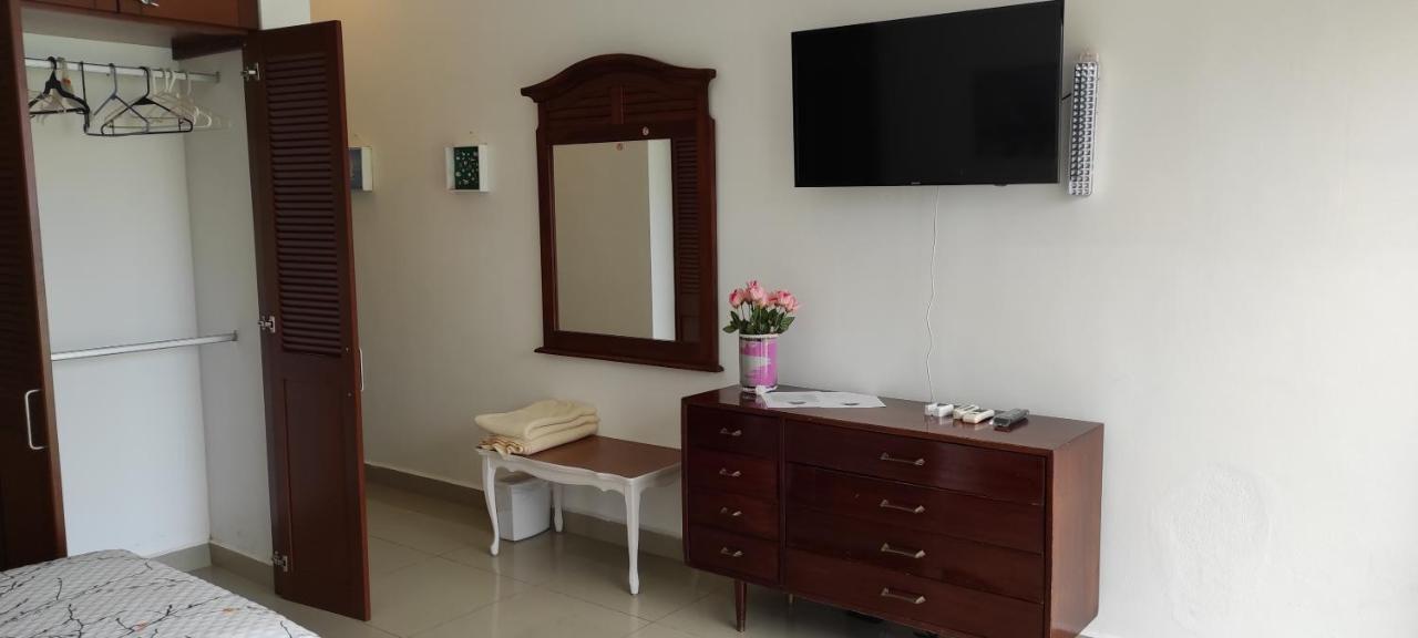 Casa Abril Cozzy Suites Cancún Exteriör bild